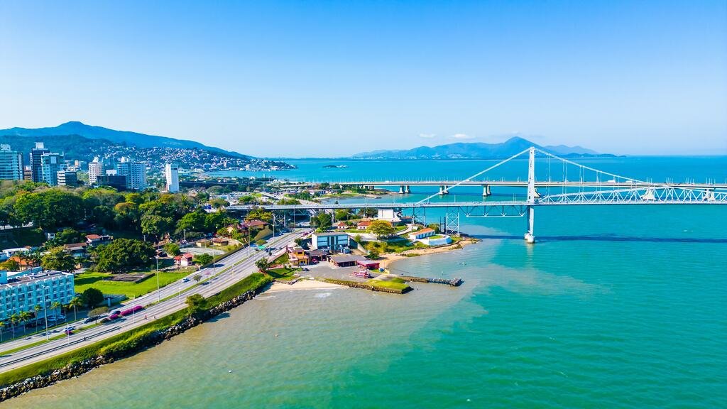 Qual o melhor lugar para morar em Florianópolis: guia completo sobre o melhor da região!