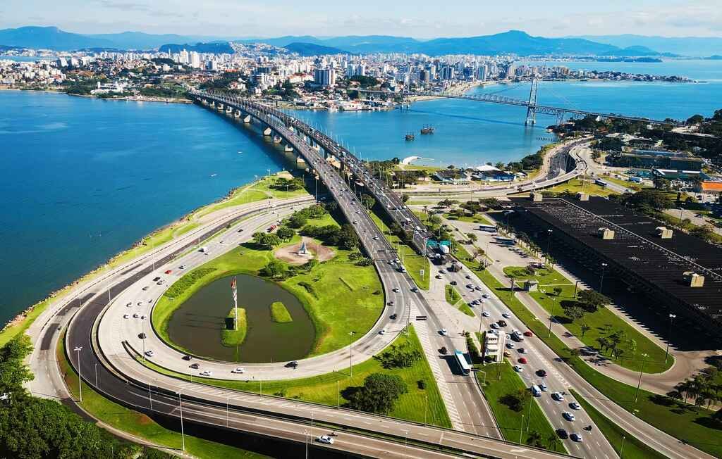 Qual o melhor lugar para morar em Florianópolis: guia completo sobre o melhor da região!